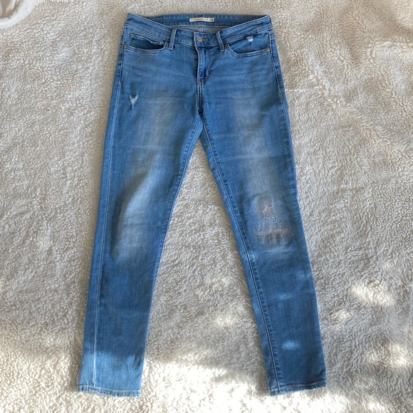 Women’s Levi’s jeans - Picture 3 of 7